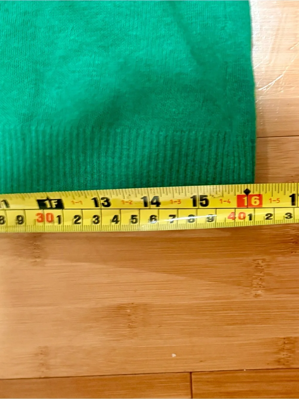 J. Crew 90% Wool / 10% Cashmere Sleeveless V-Neck Knit Top Sweater Vest Green